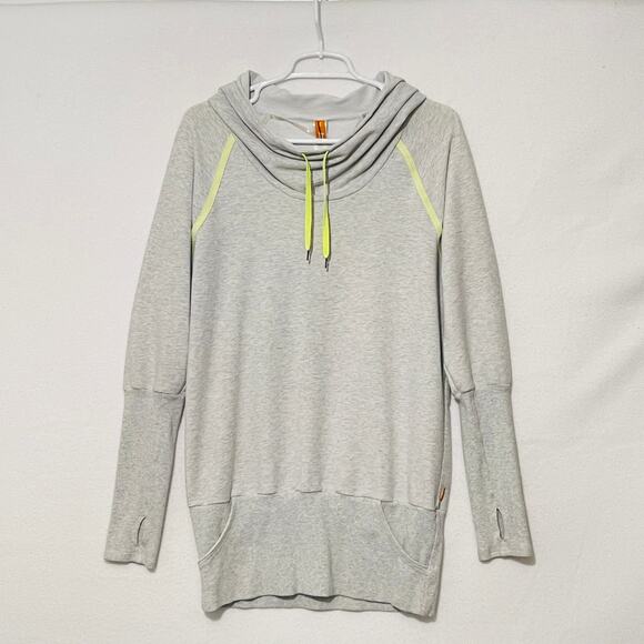Lucy Funnel Neck Pullover Athleisure Sweatshirt Women's Medium Gray Thumb Holes - Picture 1 of 9